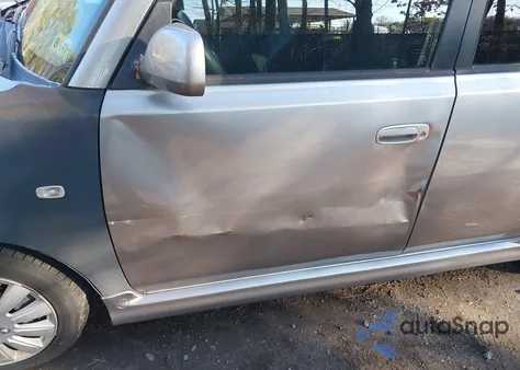 2006 Scion Xb from USA, damaged, VIN JTLKT324964123304